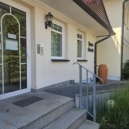 Viktoria Whg 5 - Moosmuschel Apartment Ostseebad Kölpinsee